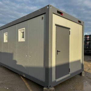Container Sanitario 3×6 - 6 Docce, 2 Lavabi, Scaldabagno 300L